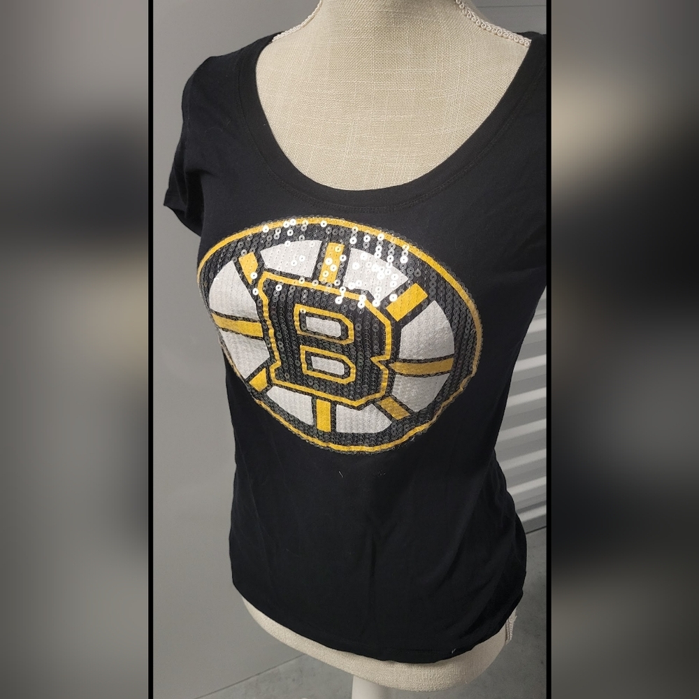 NHL Boston Bruins Black and Gold Sequin Logo Women's Tee